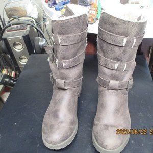WINTER BOOTS